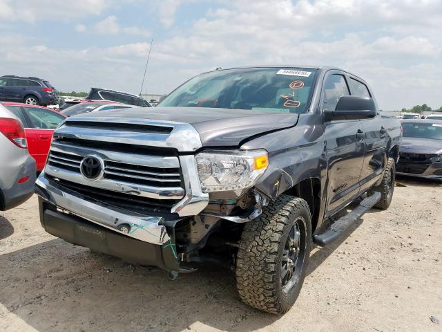 5TFEM5F11HX115376 - 2017 TOYOTA TUNDRA CREWMAX SR5  photo 2