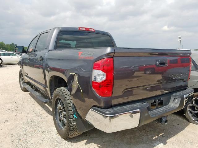 5TFEM5F11HX115376 - 2017 TOYOTA TUNDRA CREWMAX SR5  photo 3