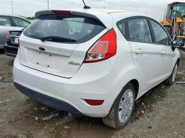 3FADP4TJ5GM112721 - 2016 FORD FIESTA S WHITE photo 4