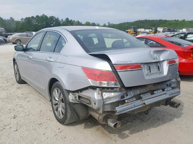 1HGCP3F85CA015813 - 2012 HONDA ACCORD EXL SILVER photo 3