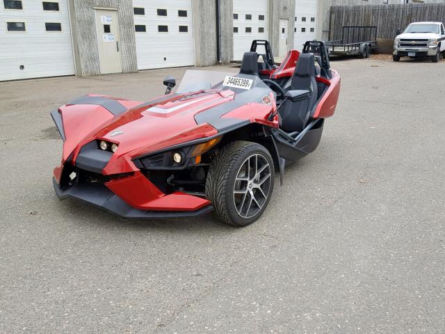 57XAAPFA0J8127657 - 2018 POLARIS SLINGSHOT RED photo 4