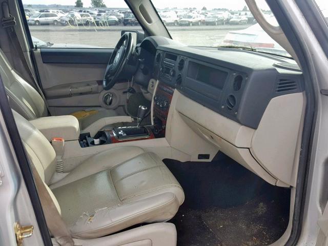 1J8HG58N76C252999 - 2006 JEEP COMMANDER SILVER photo 5