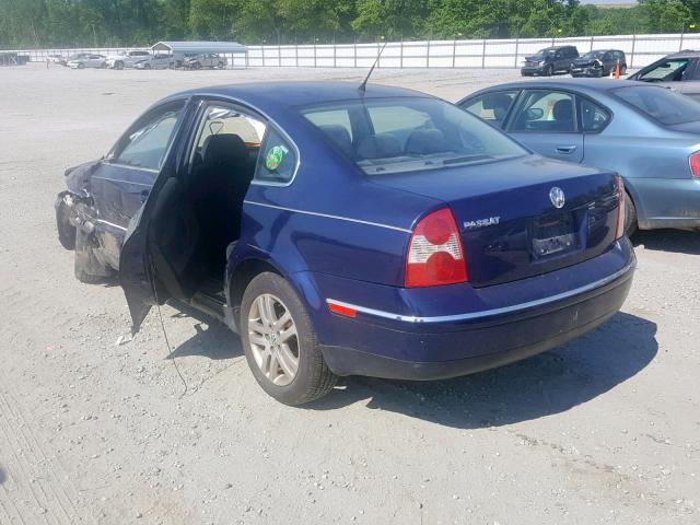 WVWMD63B63E061639 - 2003 VOLKSWAGEN PASSAT GL BLUE photo 3