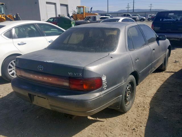 4T1VK13E9PU089904 - 1993 TOYOTA CAMRY XLE GRAY photo 4