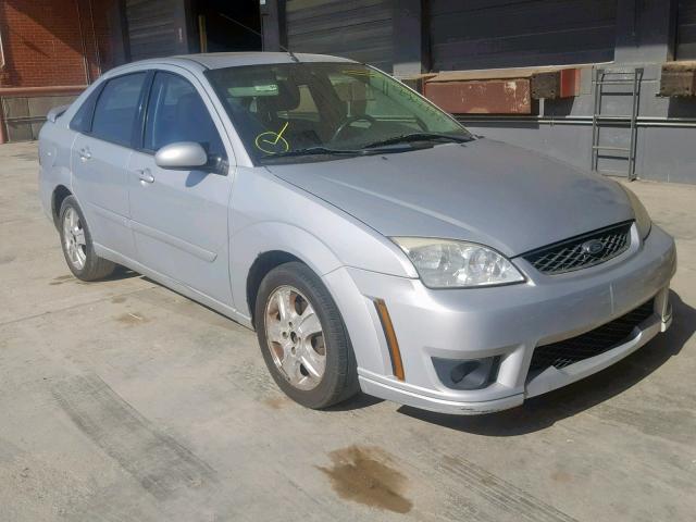 1FAHP38ZX6W254796 - 2006 FORD FOCUS ZX4 SILVER photo 1