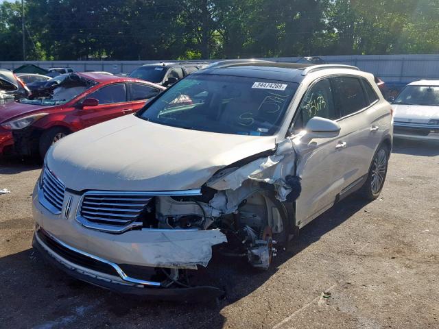 2LMTJ6LR9GBL51361 - 2016 LINCOLN MKX RESERV CREAM photo 2