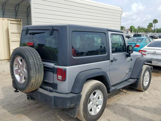 1C4AJWAG5DL706367 - 2013 JEEP WRANGLER S GRAY photo 4