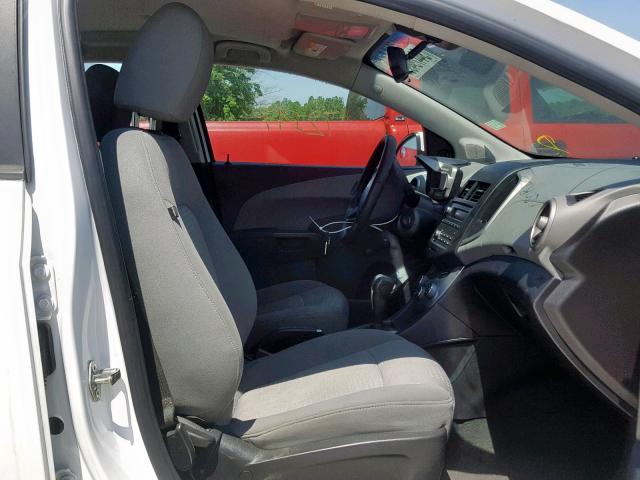 1G1JA5SH0E4161393 - 2014 CHEVROLET SONIC LS 白色 照片 5