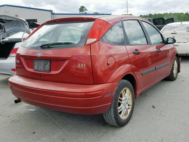 3FAFP37Z43R170383 - 2003 FORD FOCUS ZX5 RED photo 4