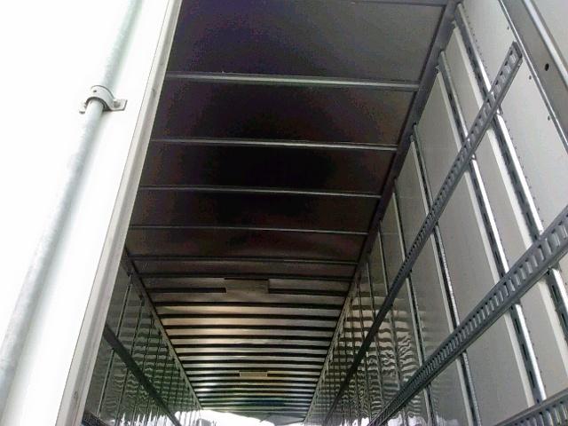 1UYVS2531J3227004 - 2018 UTILITY TRAILER WHITE photo 6