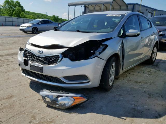 KNAFK4A61F5417568 - 2015 KIA FORTE LX SILVER photo 2