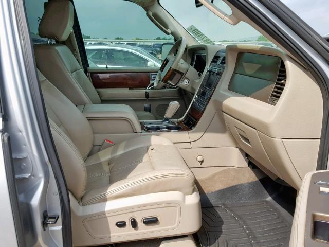 5LMJJ3H56BEJ09273 - 2011 LINCOLN NAVIGATOR Күміс фото 5