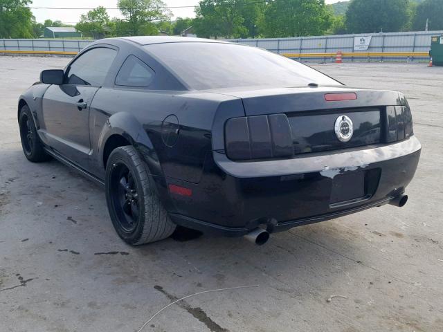 1ZVHT82H585180051 - 2008 FORD MUSTANG GT BLACK photo 3