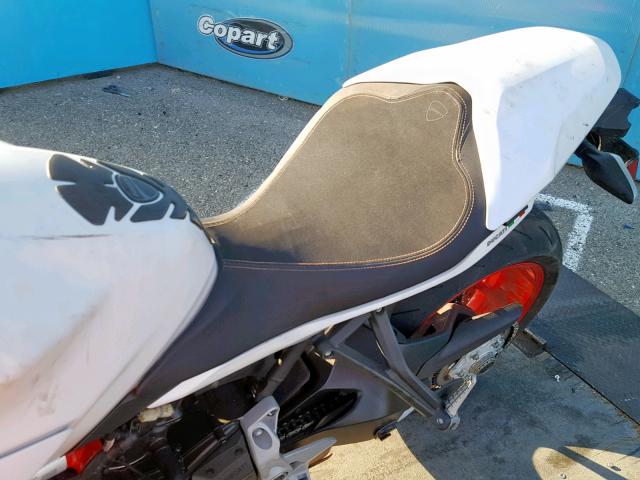 ZDMVABDS1HB002208 - 2017 DUCATI SUPERSPORT WHITE photo 6