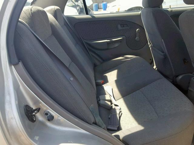 KNADC125736252964 - 2003 KIA RIO GRAY photo 6