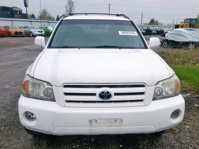 JTEGD21A170169701 - 2007 TOYOTA HIGHLANDER WHITE photo 9