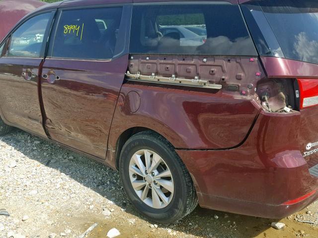 KNDMB5C16G6107378 - 2016 KIA SEDONA LX MAROON photo 9