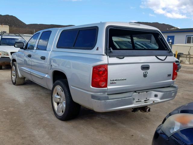 1D7HE48N75S329730 - 2005 DODGE DAKOTA QUA SILVER photo 3