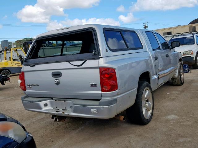 1D7HE48N75S329730 - 2005 DODGE DAKOTA QUA SILVER photo 4