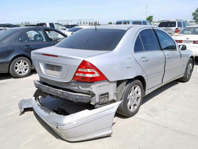 WDBRF61J45F603956 - 2005 MERCEDES-BENZ C 240 SILVER photo 4