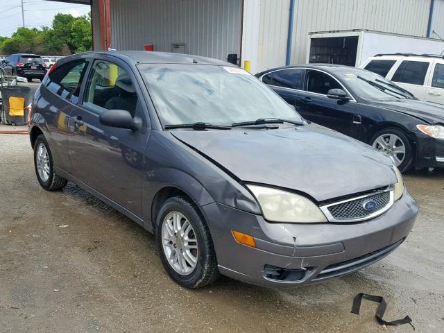 1FAHP31N16W208975 - 2006 FORD FOCUS ZX3 GRAY photo 1