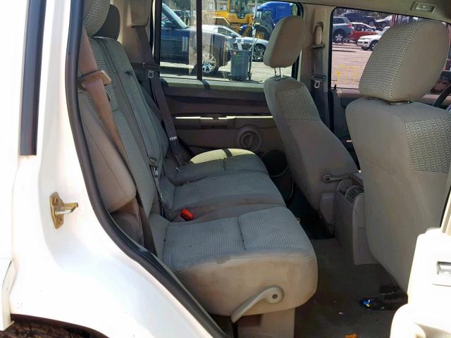 1J8HH48K46C128377 - 2006 JEEP COMMANDER WHITE photo 6