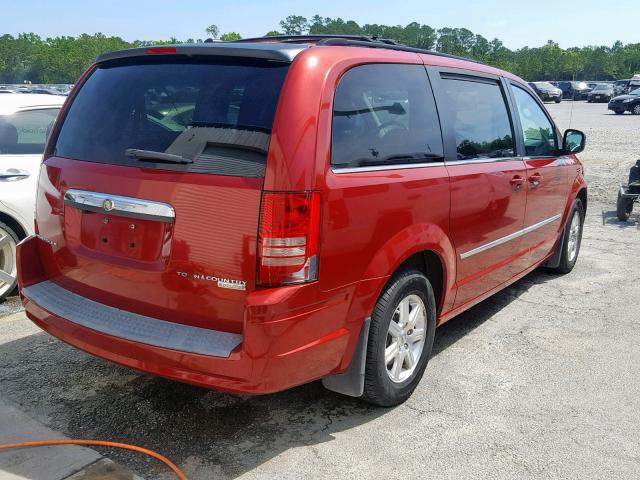 2A8HR54149R611413 - 2009 CHRYSLER TOWN & COU RED photo 4