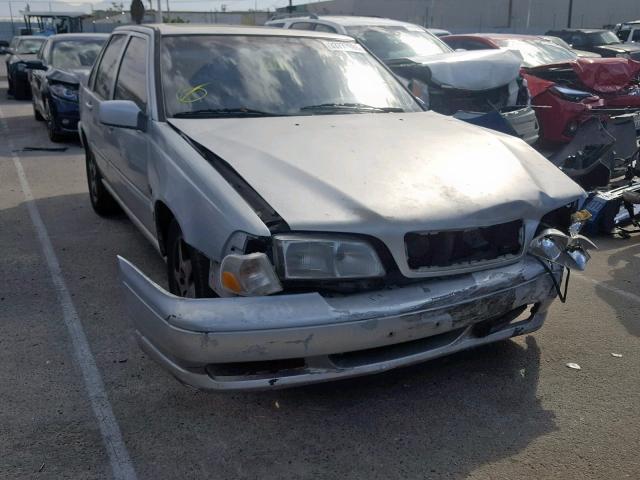 YV1LS5648W2436133 - 1998 VOLVO S70 GLT SILVER photo 1