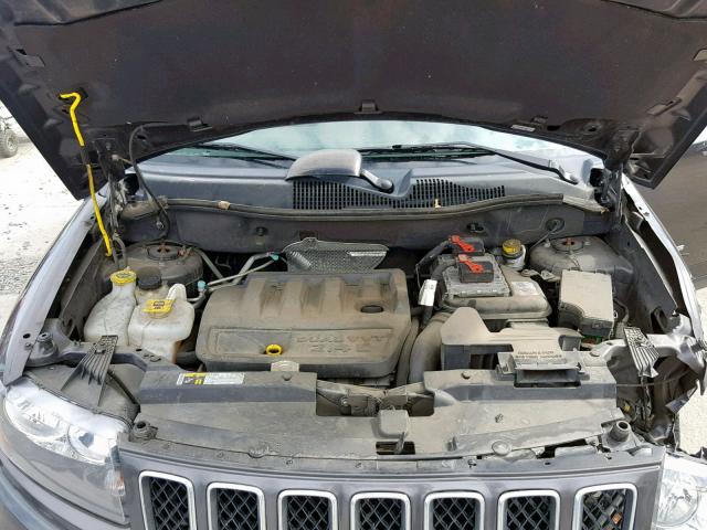 1C4NJDBBXED910277 - 2014 JEEP COMPASS SP ნაცრისფერი ფოტო 7