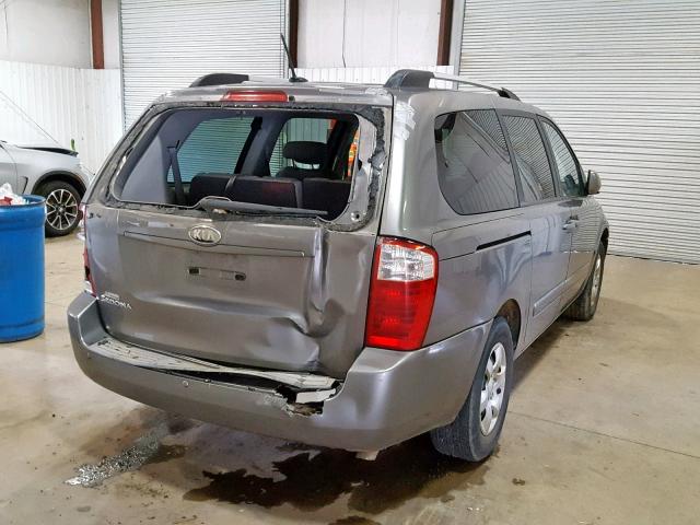 KNDMG4C39A6329434 - 2010 KIA SEDONA LX GRAY photo 4