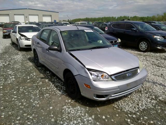 1FAFP34N25W213507 - 2005 FORD FOCUS ZX4 SILVER photo 1