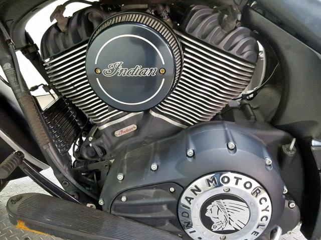 56KTCDAA6G3341344 - 2016 INDIAN MOTORCYCLE CO. CHIEFTAIN BLACK photo 11