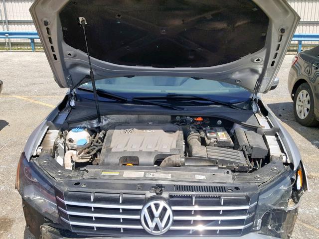 1VWBN7A37EC001435 - 2014 VOLKSWAGEN PASSAT SE SILVER photo 7