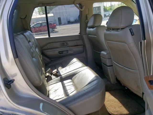 JNRDR07Y51W112004 - 2001 INFINITI QX4 GOLD photo 6