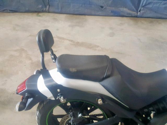 JKAENEA10FDA00915 - 2015 KAWASAKI EN650 A 白色 照片 6