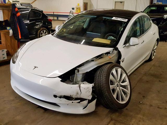 5YJ3E1EB8JF117746 - 2018 TESLA MODEL 3 WHITE photo 2