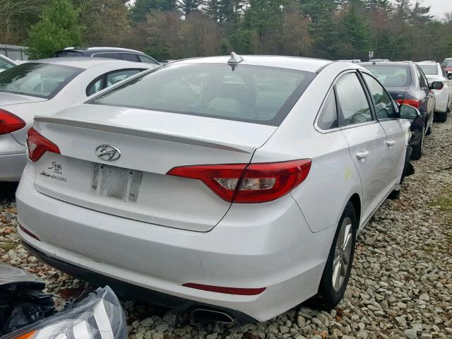 5NPE24AF1GH342158 - 2016 HYUNDAI SONATA SE WHITE photo 4