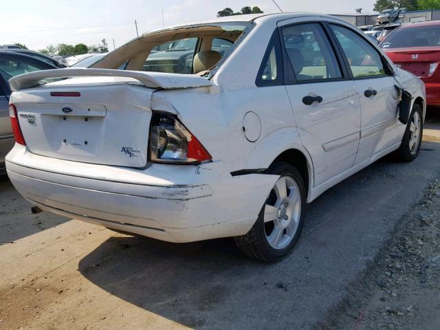 1FAFP34N17W290680 - 2007 FORD FOCUS ZX4 WHITE photo 4