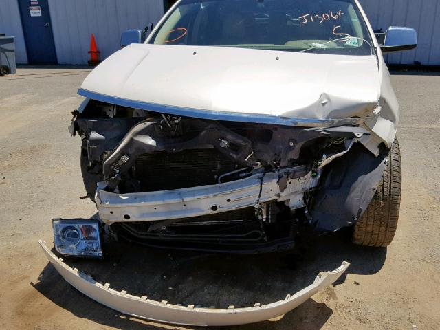 2LMDU68C87BJ13064 - 2007 LINCOLN MKX WHITE photo 9