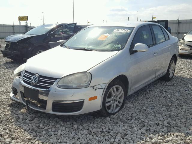 3VWPF71K47M081692 - 2007 VOLKSWAGEN JETTA 2.5 SILVER photo 2