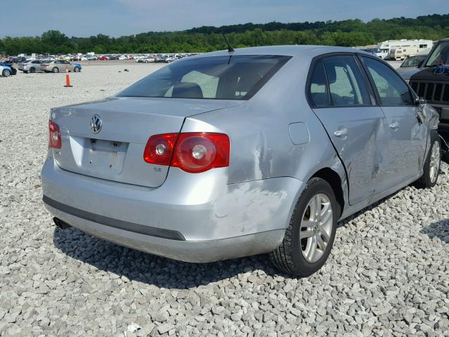 3VWPF71K47M081692 - 2007 VOLKSWAGEN JETTA 2.5 SILVER photo 4