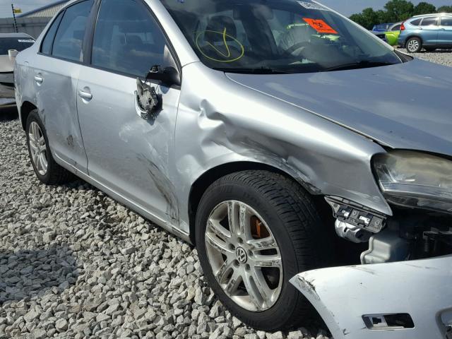 3VWPF71K47M081692 - 2007 VOLKSWAGEN JETTA 2.5 SILVER photo 9