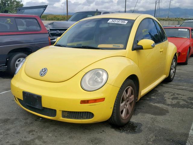 3VWPG31C37M514532 - 2007 VOLKSWAGEN NEW BEETLE 黄色 照片 2