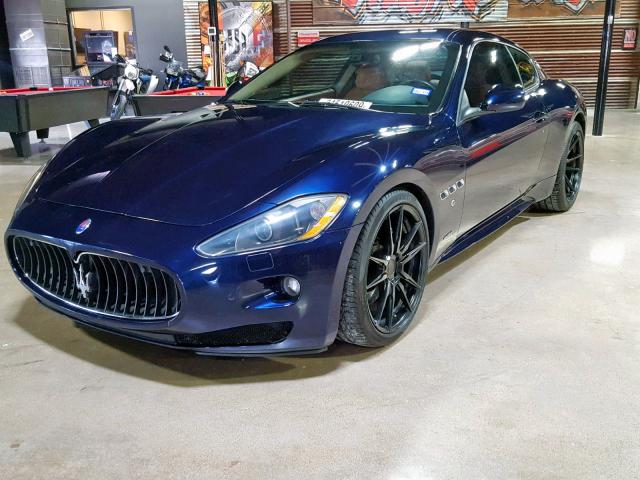 ZAM45KLAXA0050078 - 2010 MASERATI GRANTURISM BLUE photo 2