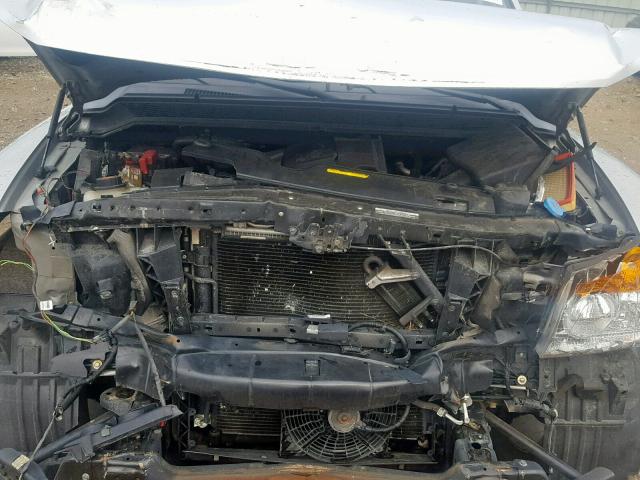 5N1BA0NC3BN601137 - 2011 NISSAN ARMADA SV SILVER photo 7