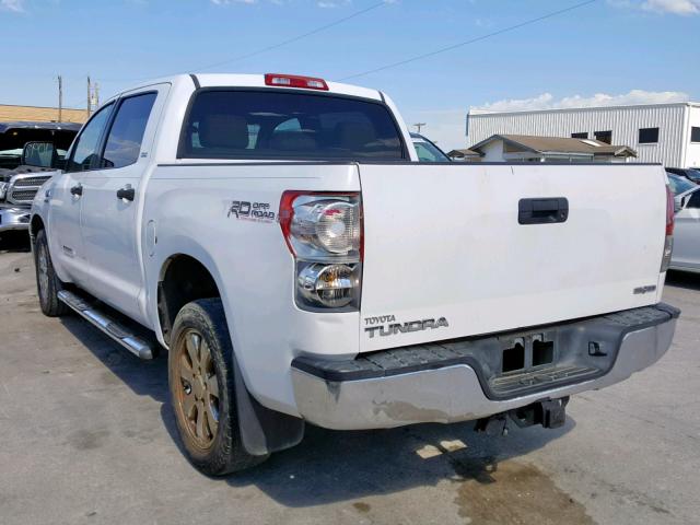 5TFEV54168X038245 - 2008 TOYOTA TUNDRA CRE WHITE photo 3