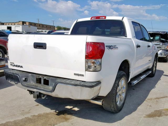 5TFEV54168X038245 - 2008 TOYOTA TUNDRA CRE WHITE photo 4