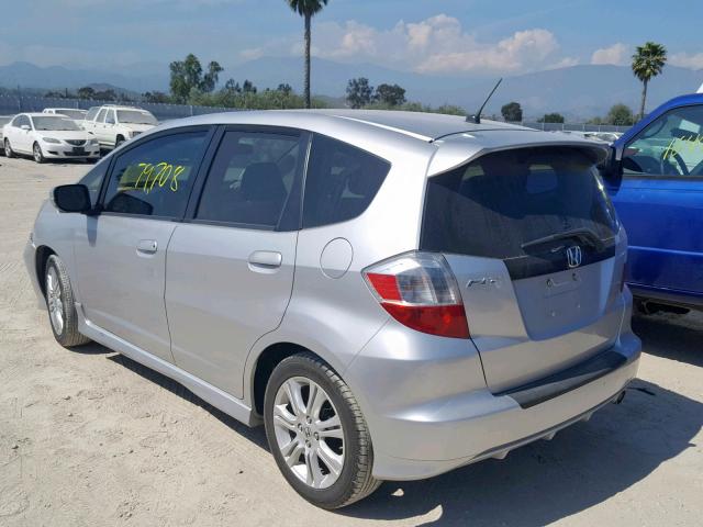 JHMGE8H59BC027602 - 2011 HONDA FIT SPORT SILVER photo 3