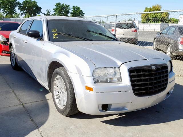 2C3AA43R45H118224 - 2005 CHRYSLER 300 SILVER photo 1