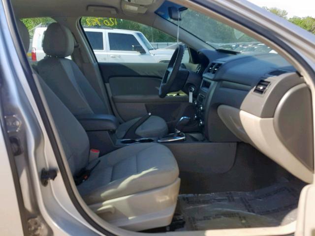 3FAHP0GA1CR419210 - 2012 FORD FUSION S SILVER photo 5